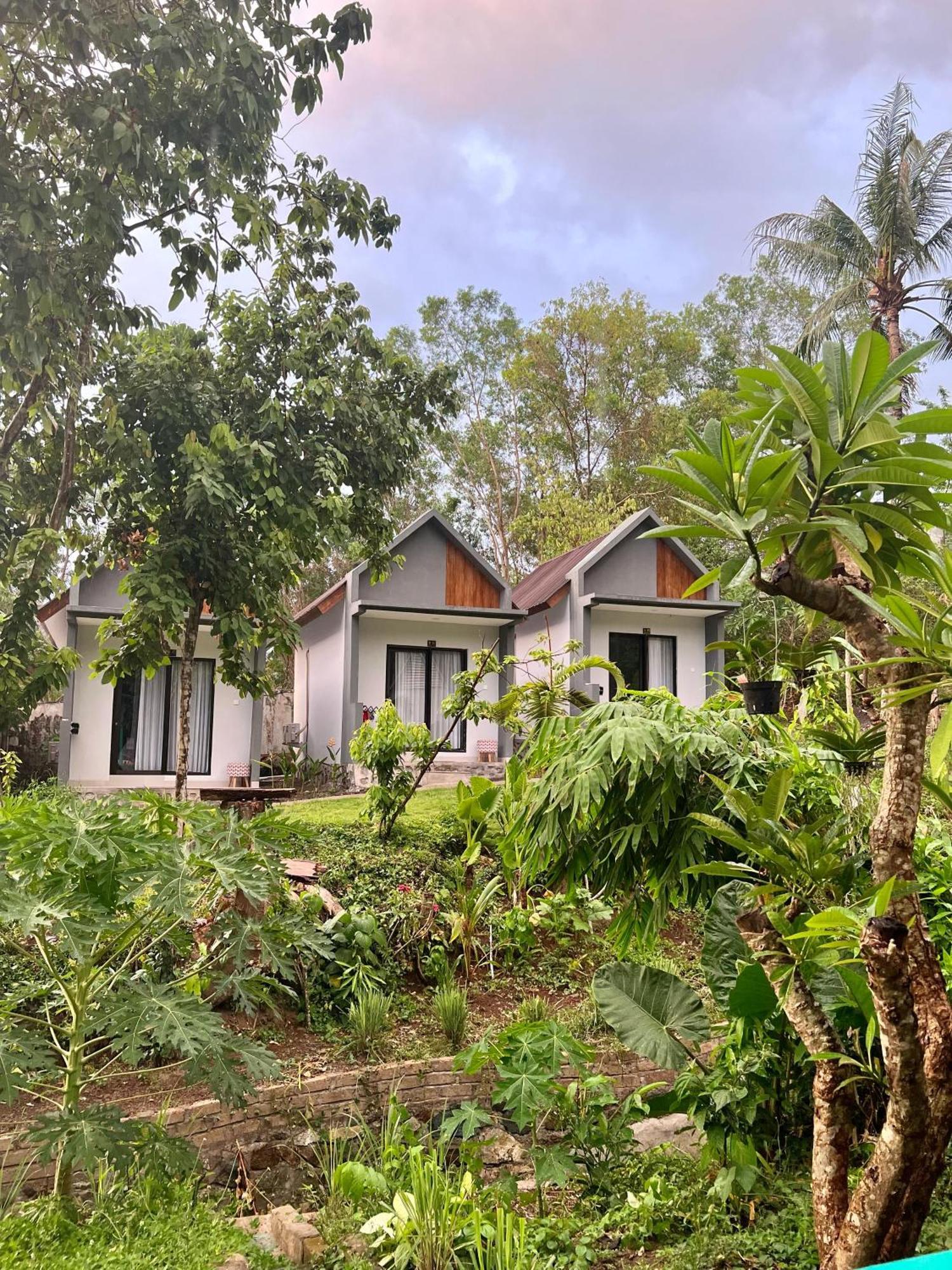 Makarma Resort Lombok Senggigi Buitenkant foto