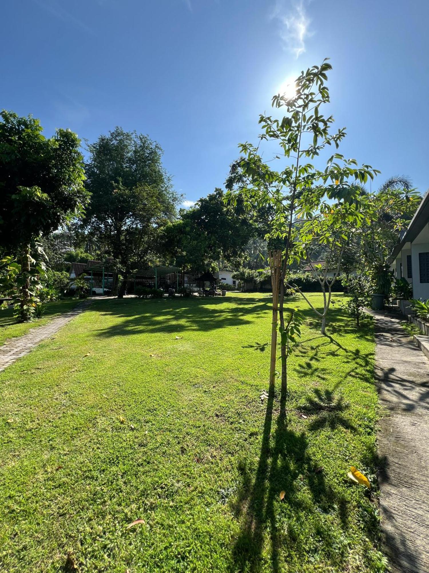 Makarma Resort Lombok Senggigi Buitenkant foto